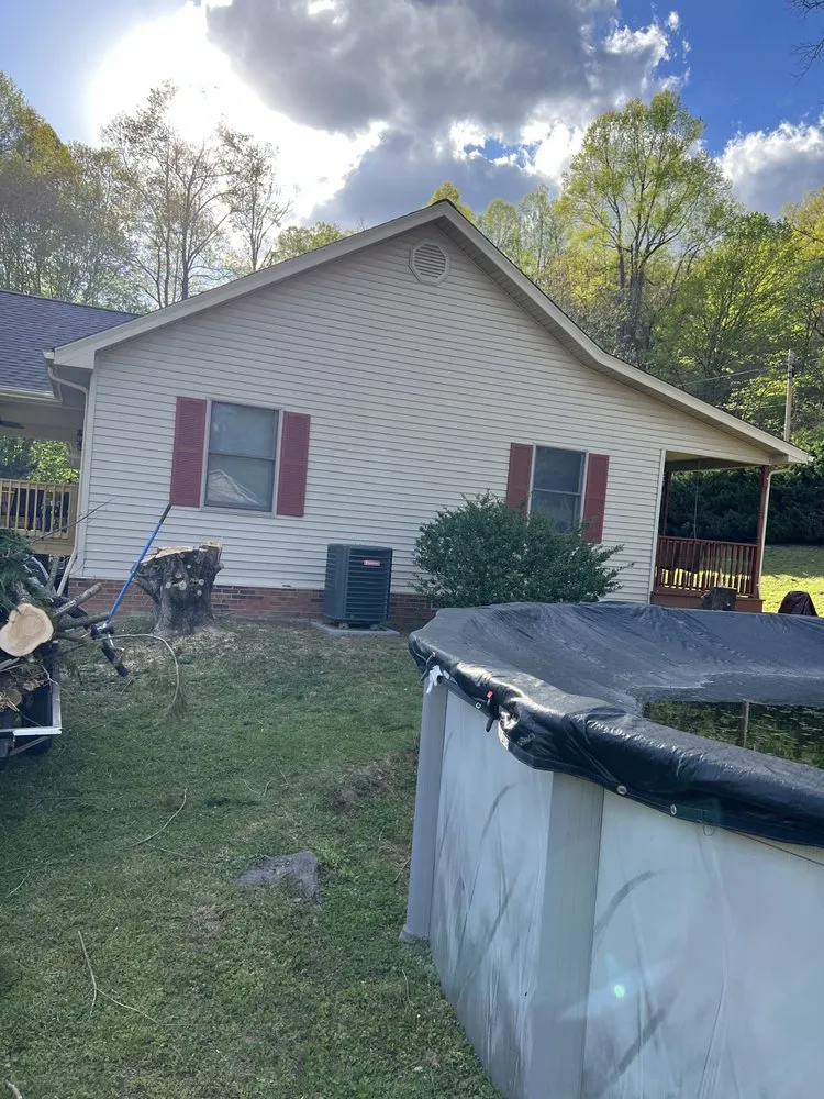 Reliable lawn care service near you across Evarts, KY - Blackshire Mowing