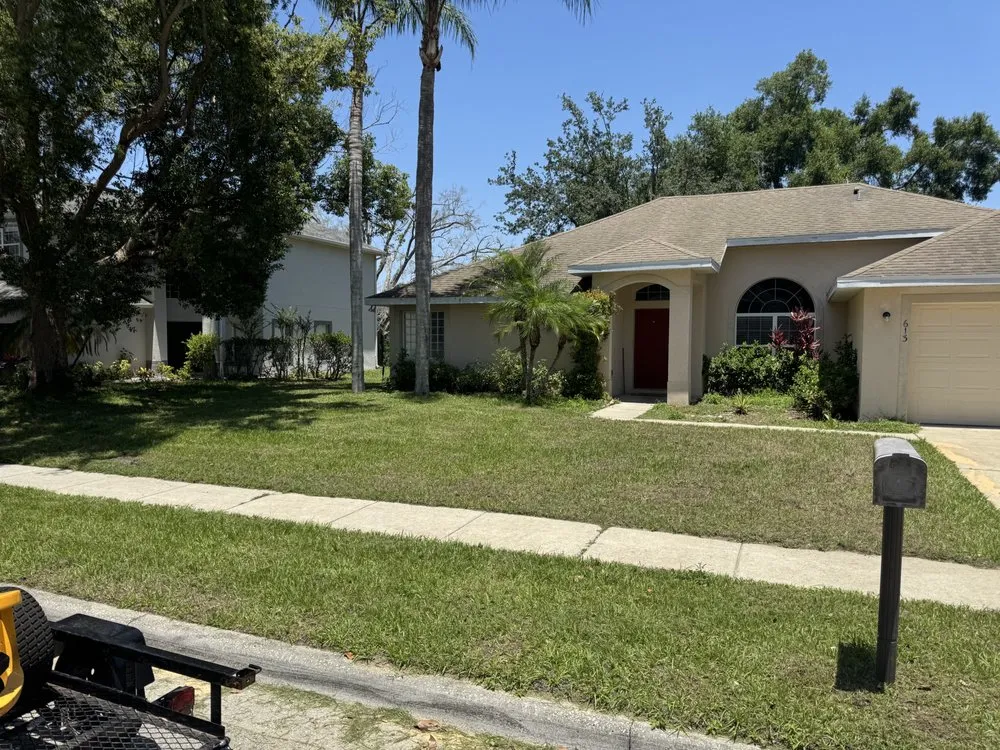 Local lawn mowing service for year-round maintenance in Apopka, FL by Blackstar Enterprise