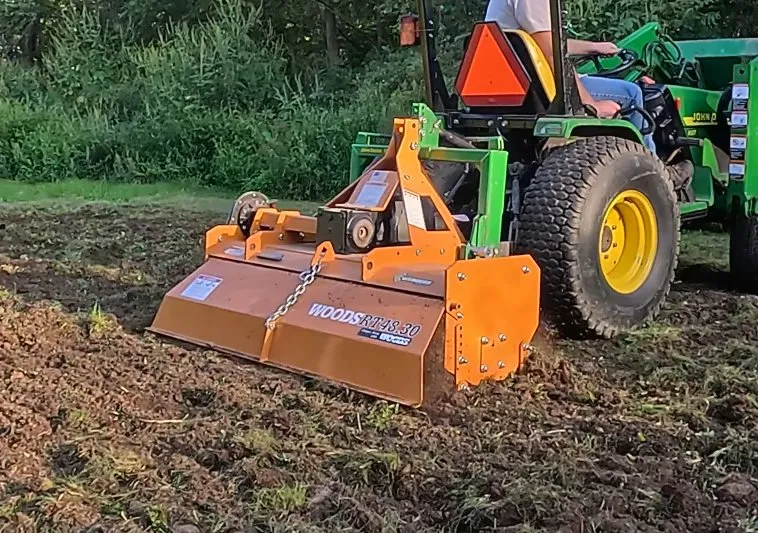 Custom lawn care service in Richland, PA by Blacksteel Landwork