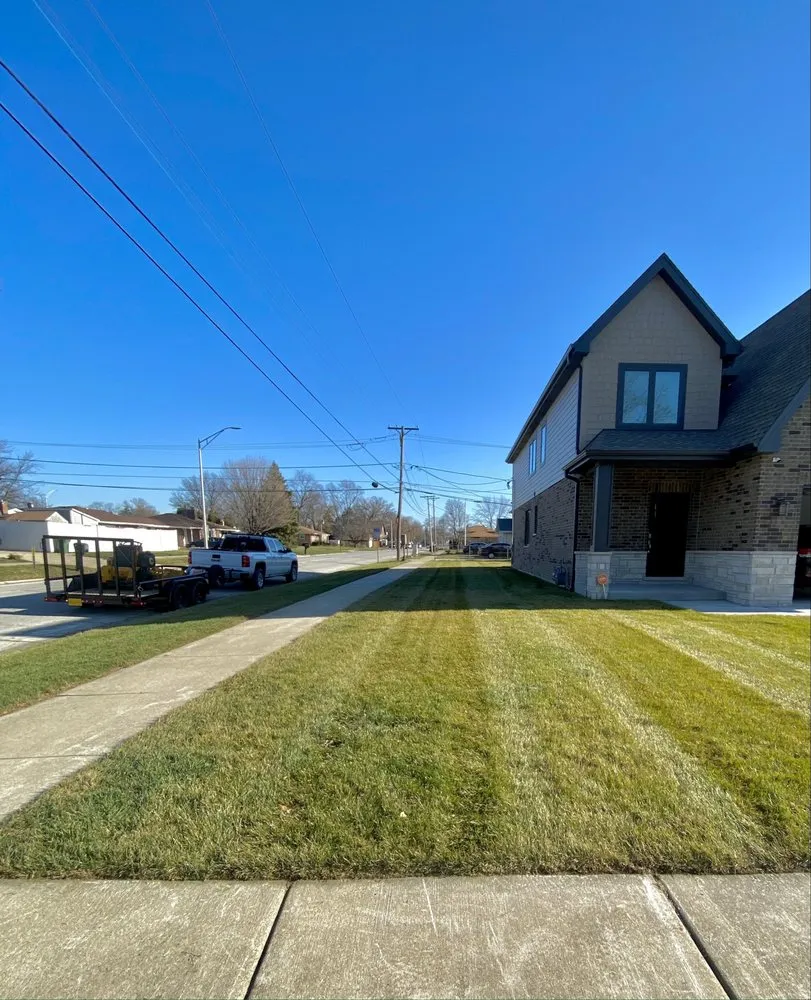 Local lawn mowing service in Tinley Park, IL by Blackstone Property Maintenance