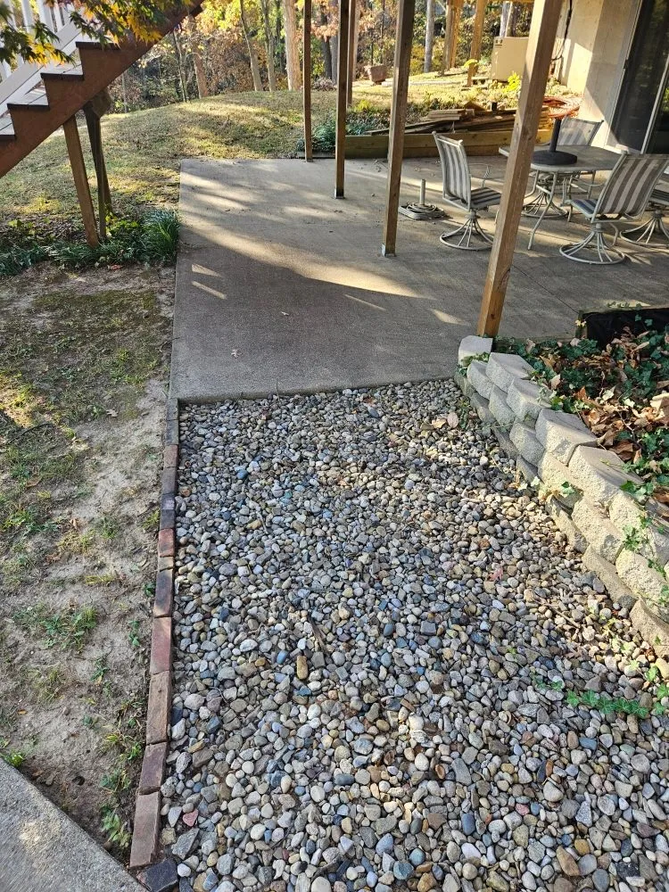 Top-rated residential landscaping for homes in Vandalia, IL by Blackwell Lawncare