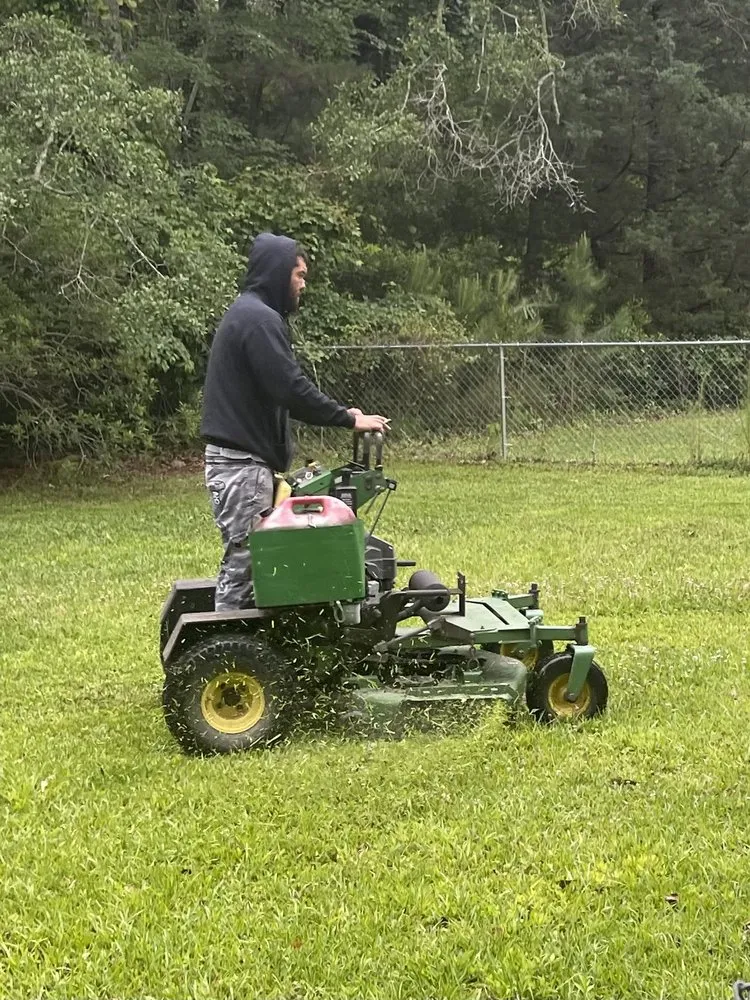 Reliable landscape design experts serving Jacksonville, NC - Blade an Bloom Commercial Landscaping