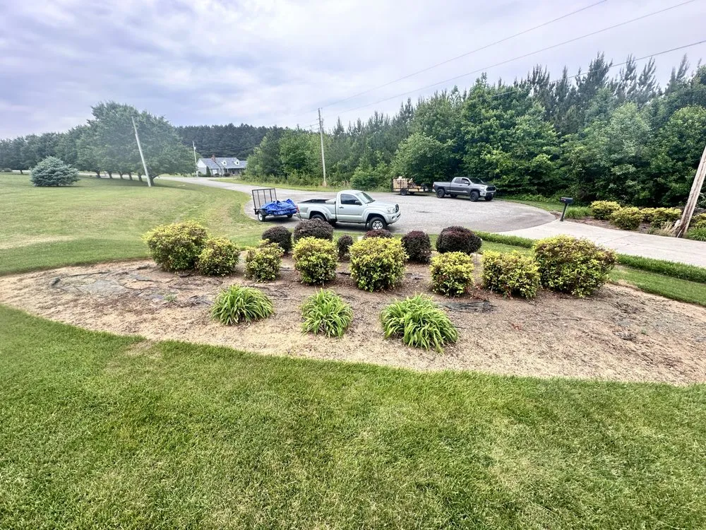 Affordable lawn mowing service for homes across Statesville, NC - Blade Landscape