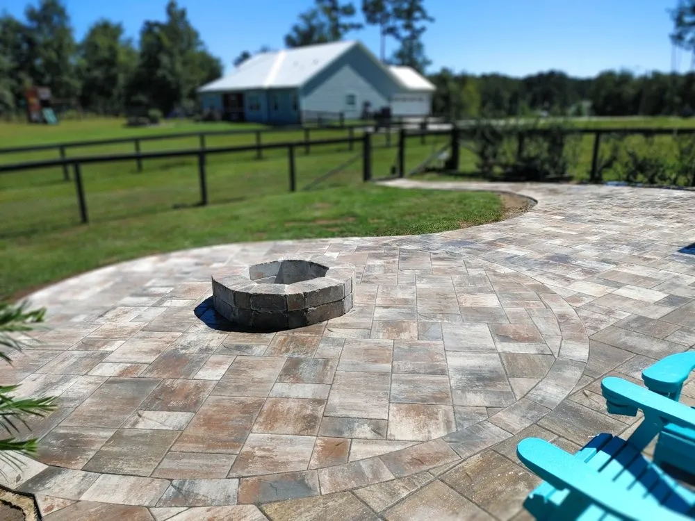 Top-rated lawn care service for beautiful yards across Tallahassee, FL - Blade Runners Lawn Care Services