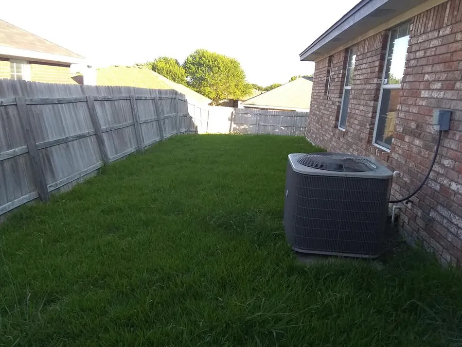Affordable garden landscaping in Harker Heights, TX by Blade to Blade Lawn & Home