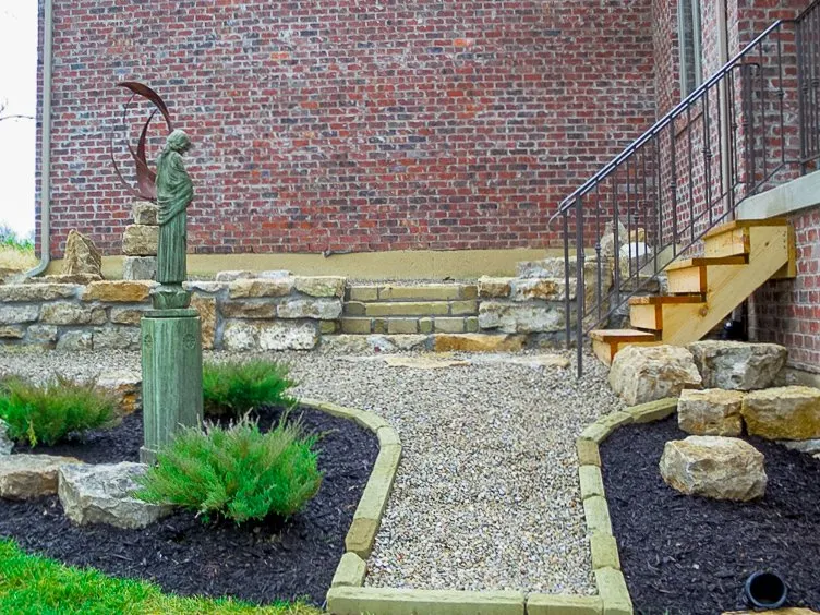 Local landscape installation in Dayton, OH - Bladecutters