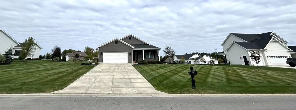 Local residential landscaping for homes in Athol Springs, NY by BladeRunners Lawn & Landscape