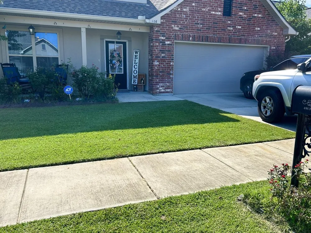 Expert landscape installation with custom design in Biloxi, MS by BladeRunners Lawn Maintenance and Detail