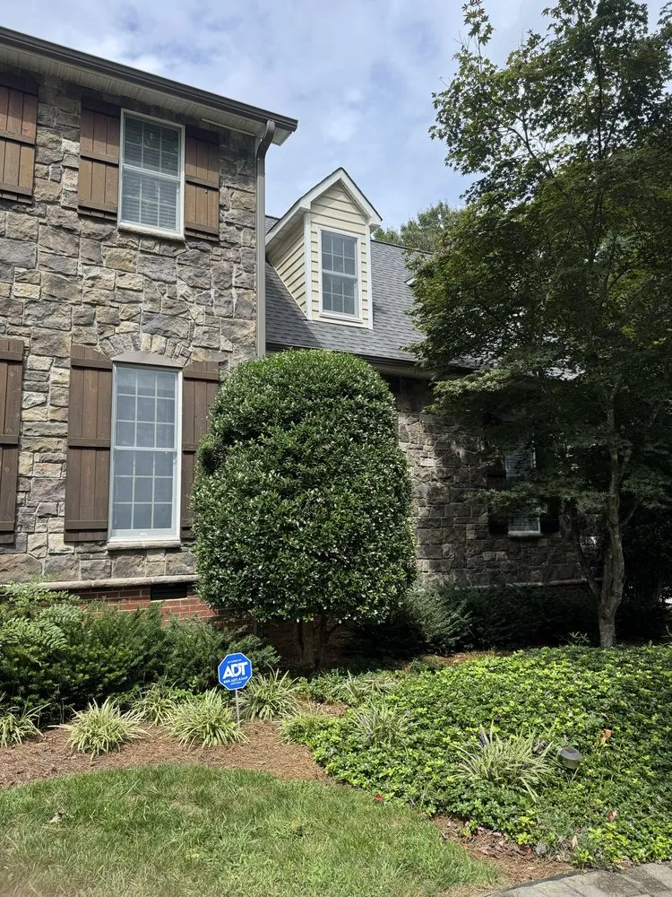 Top-rated garden landscaping near you across Greensboro, NC - Blade's & Bloom's