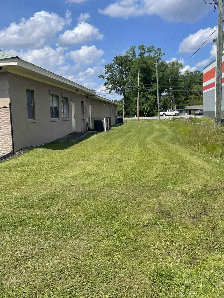 Expert garden landscaping in Ellabell, GA - Blades Lawn Care