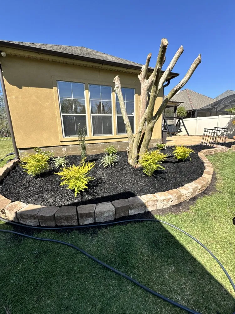 Reliable outdoor landscaping experts serving French Settlement, LA - Blades Mowing & Landscaping