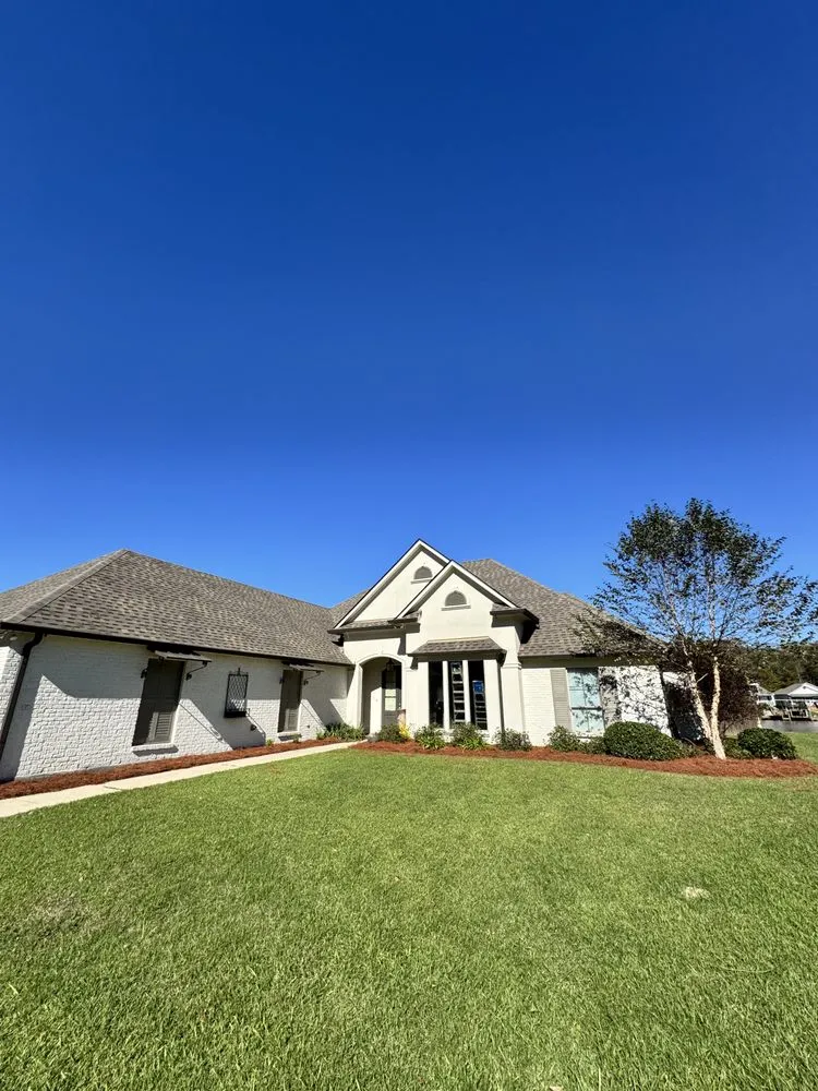 Local garden landscaping in French Settlement, LA - Blades Mowing & Landscaping