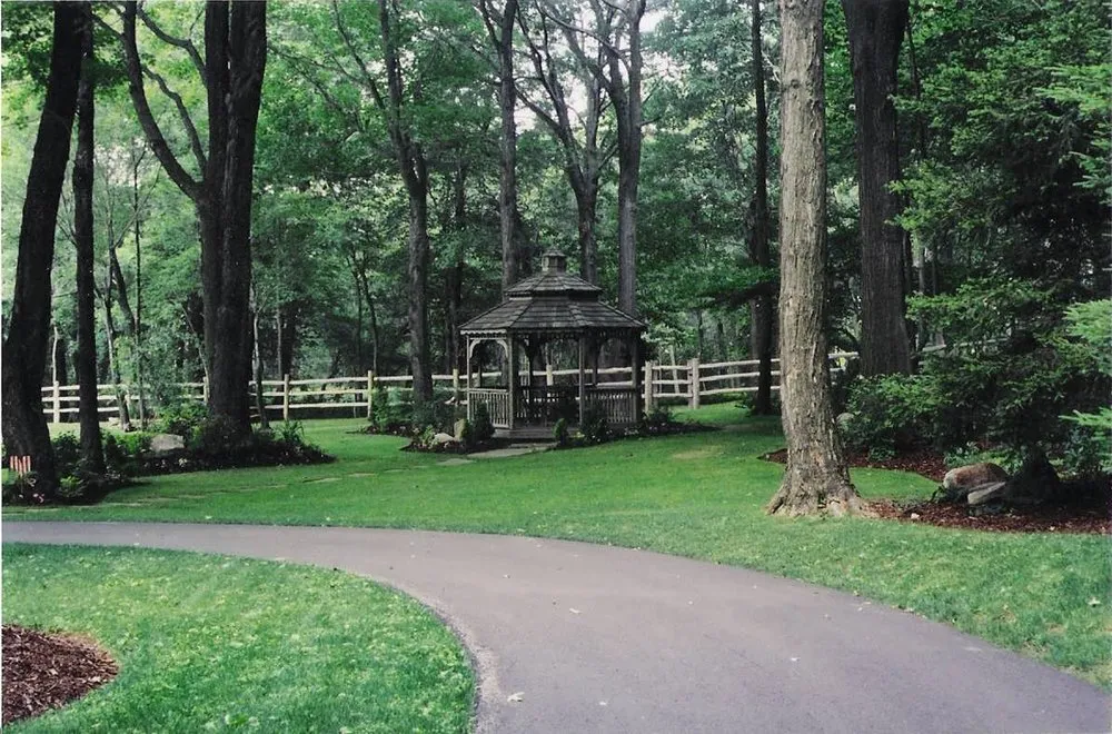 Custom landscaping services for homes in Grindstone, PA by Blades N Spades Landscaping Grindstone
