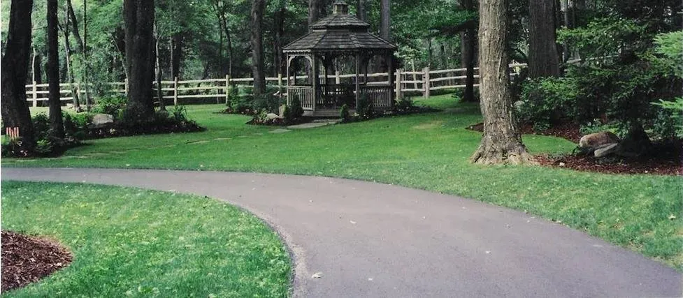 Trusted landscaping services experts serving Grindstone, PA - Blades N Spades Landscaping Grindstone