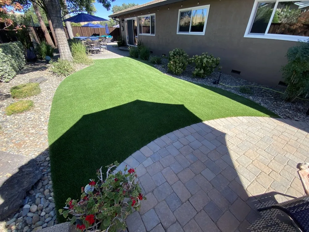 Local yard maintenance in Walnut Creek, CA by Blades of Glory Synthetic Lawns & Putting Greens