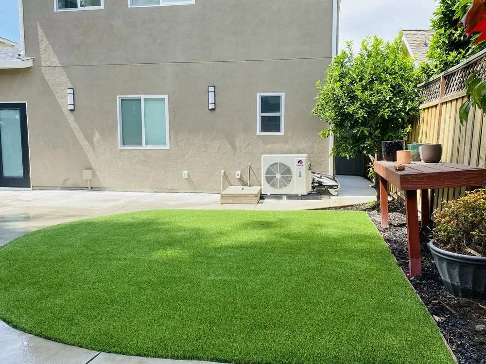 Reliable garden landscaping in Walnut Creek, CA by Blades of Glory Synthetic Lawns & Putting Greens