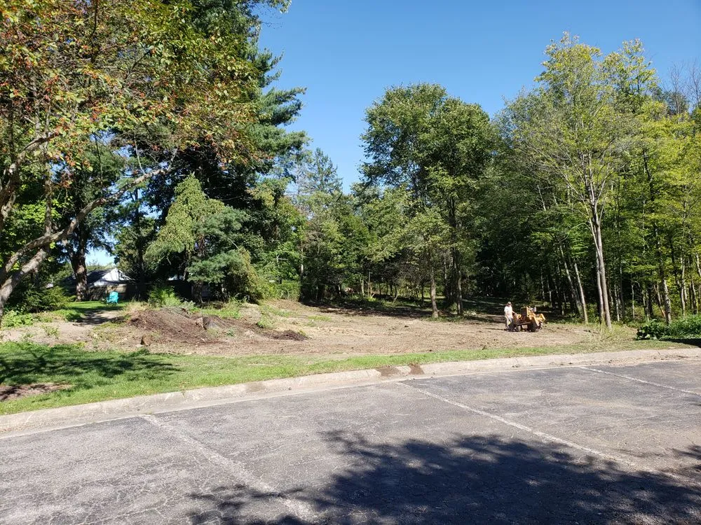 Top-rated lawn care service in North Royalton, OH by Blaha's Landscaping & Tree Service