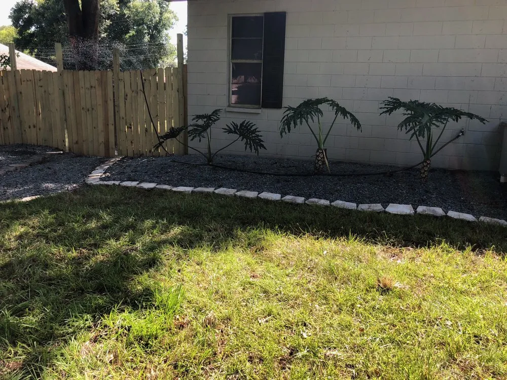 Professional garden landscaping with custom design in Gibsonton, FL by Blaisdell's Removal