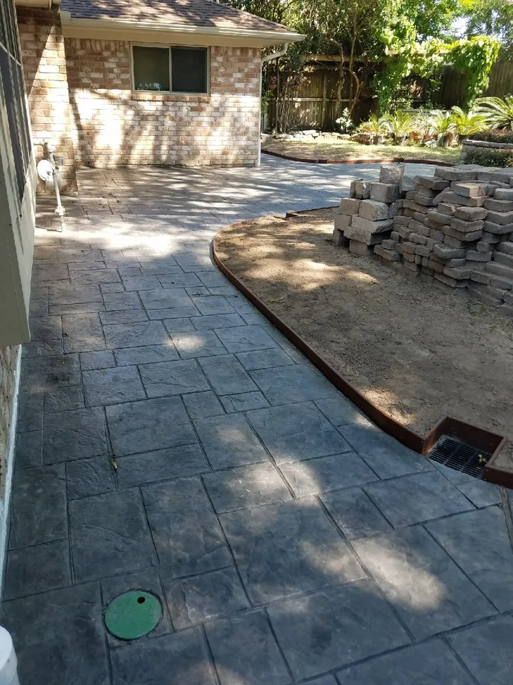 Expert outdoor landscaping experts serving Houston, TX - Blalock Landscaping & Drainage