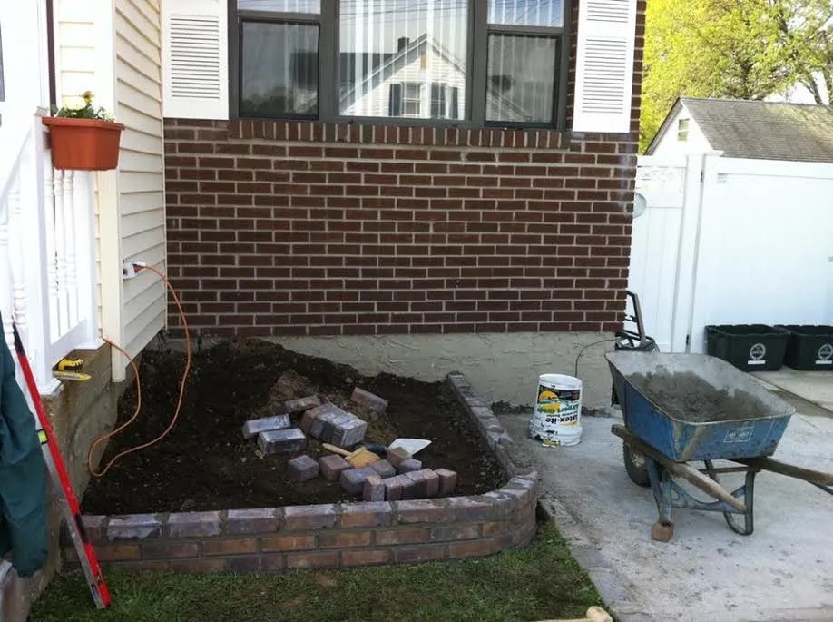 Custom lawn care service in Westbury, NY - Blanco's Landscape Designs