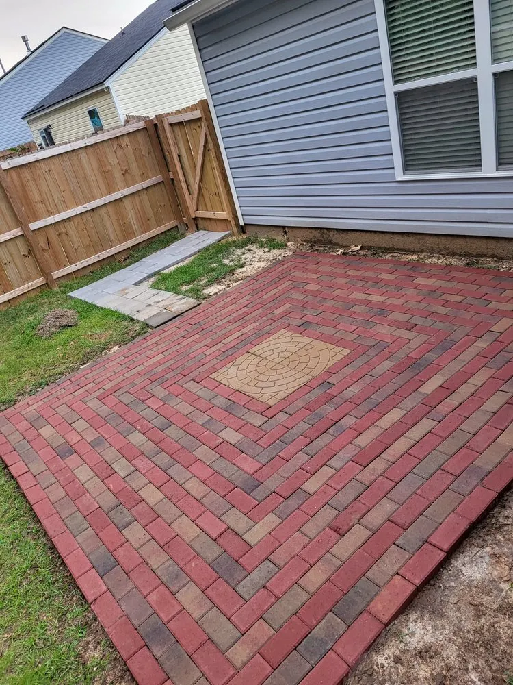 Top-rated yard cleanup service in Summerville, SC - Blank Canvas Landscaping