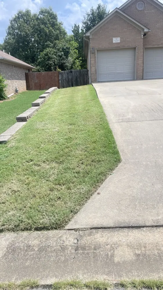 Reliable yard maintenance near you across Conway, AR - Blankenship Outdoors