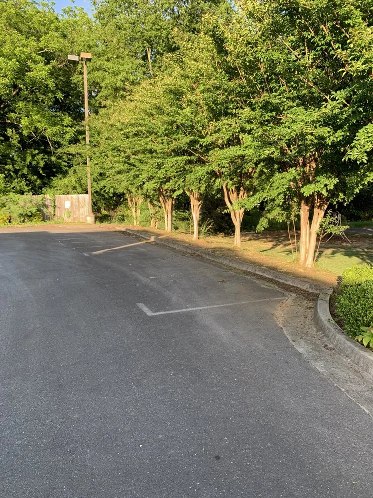 Custom landscaping services experts serving Calhoun, GA - Blanton's outdoors