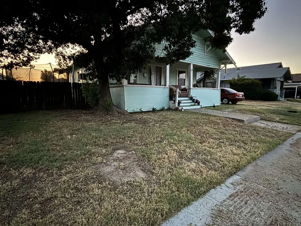 Trusted yard cleanup service near you across Selma, CA - Blas Lawn Service