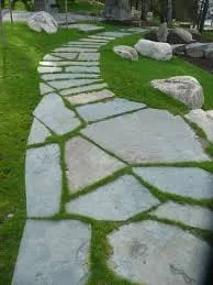 Trusted lawn mowing service in Atlanta, GA by Blay'z Turf Pro