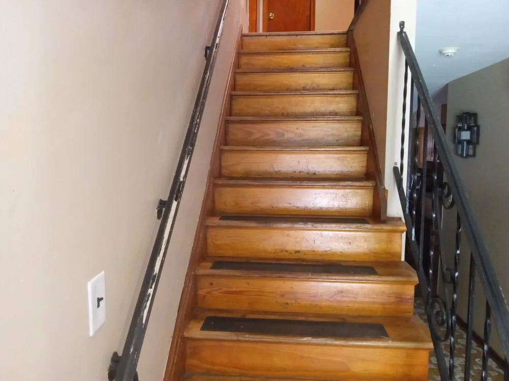 Local lawn mowing service in Newark, NJ by BlazeNWar Cleaning