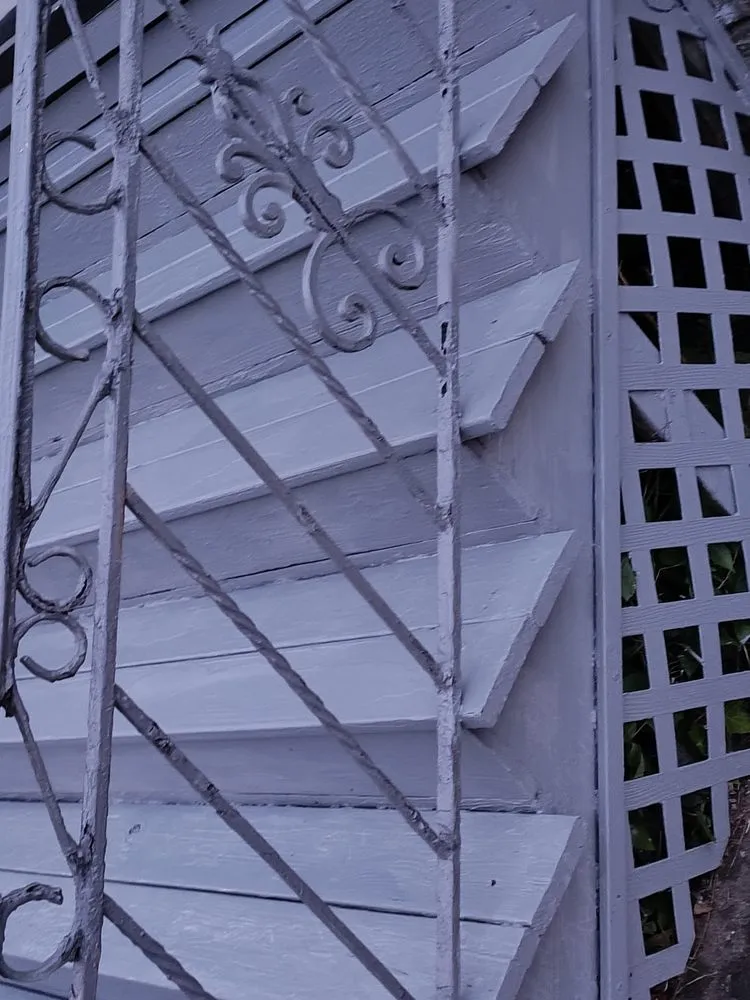 Professional residential landscaping in Newark, NJ - BlazeNWar Cleaning