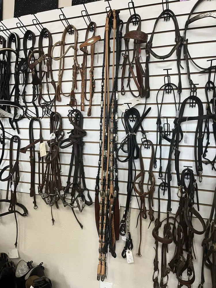 Custom yard maintenance experts serving Cave Creek, AZ - Blazing Boulders