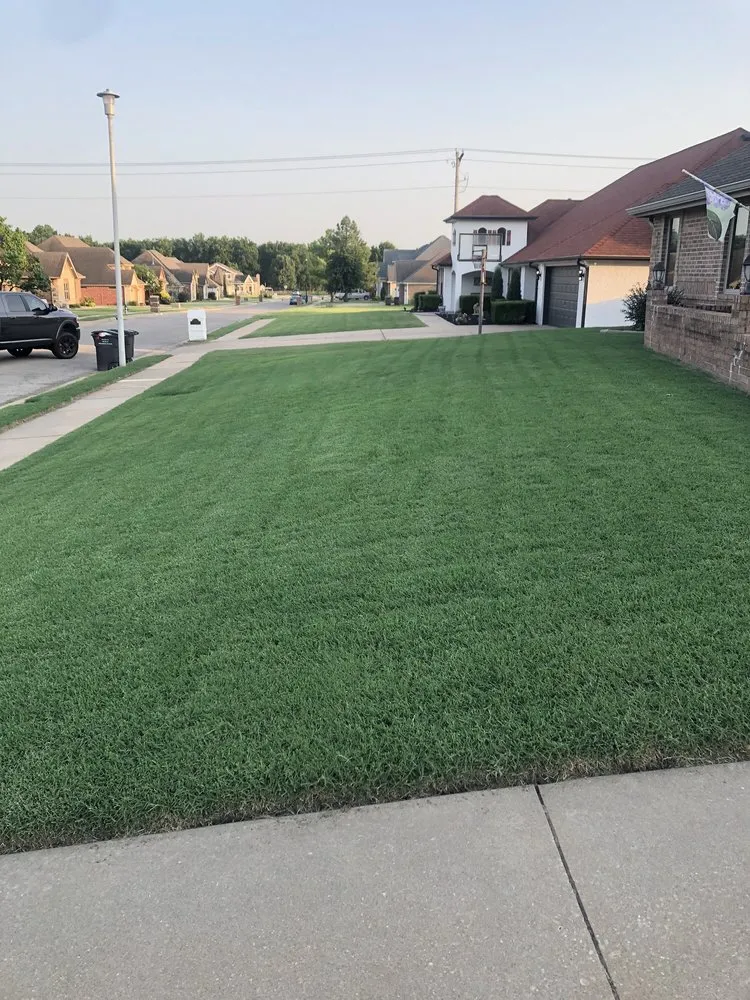 Professional yard maintenance experts serving Bartlesville, OK - BLC Pest & Lawn