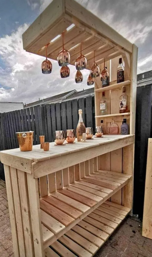 Reliable residential landscaping experts serving Lakeland, FL - Bledsoes Creative Customs