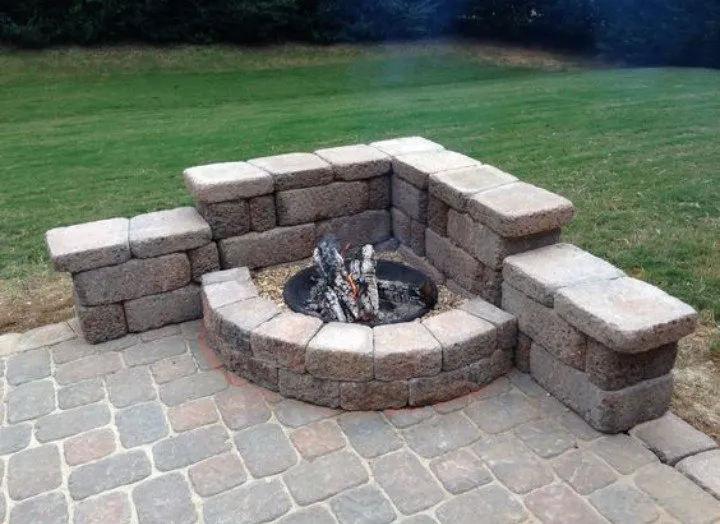 Custom yard maintenance for beautiful yards in Lakeland, FL by Bledsoes Creative Customs