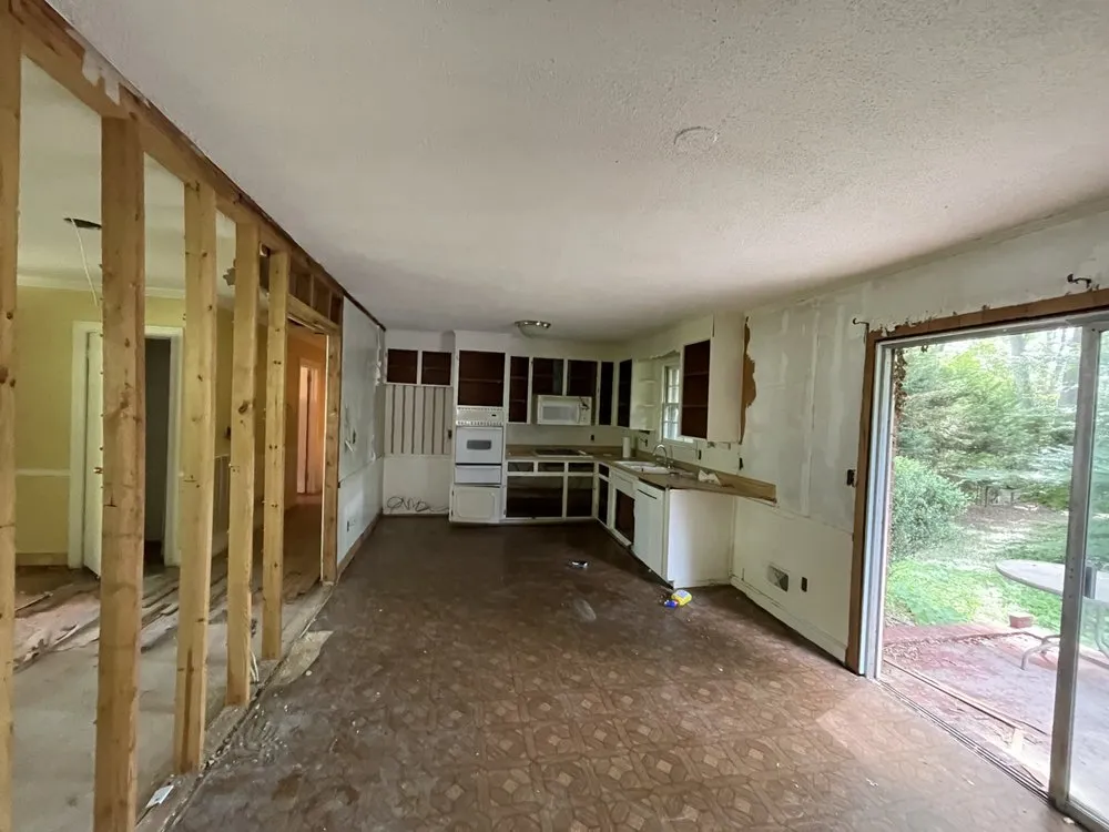 Trusted landscaping services experts serving Greenville, SC - Bless Detail Services