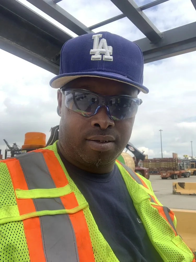 Trusted garden landscaping with custom design in La Porte, TX by Blessed Hands Extended By Mister Jones