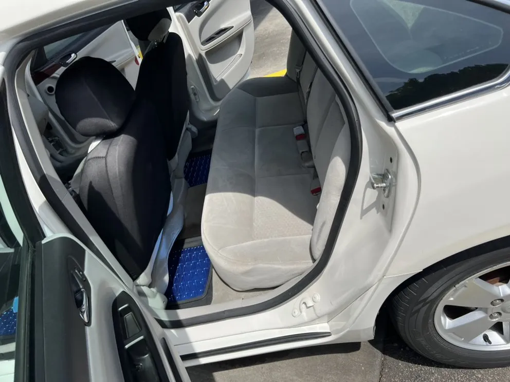 Affordable yard cleanup service near you across Decatur, AL - BlessedbyRO