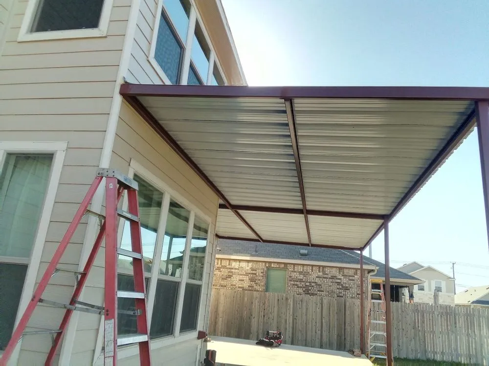 Professional lawn mowing service in New Braunfels, TX - Blessings Contracting & Lawn Services