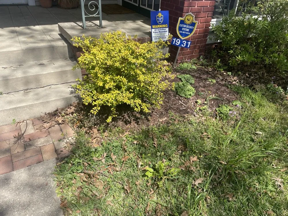 Custom landscape installation for homes in Baton Rouge, LA by Bleu Bush Landscaping