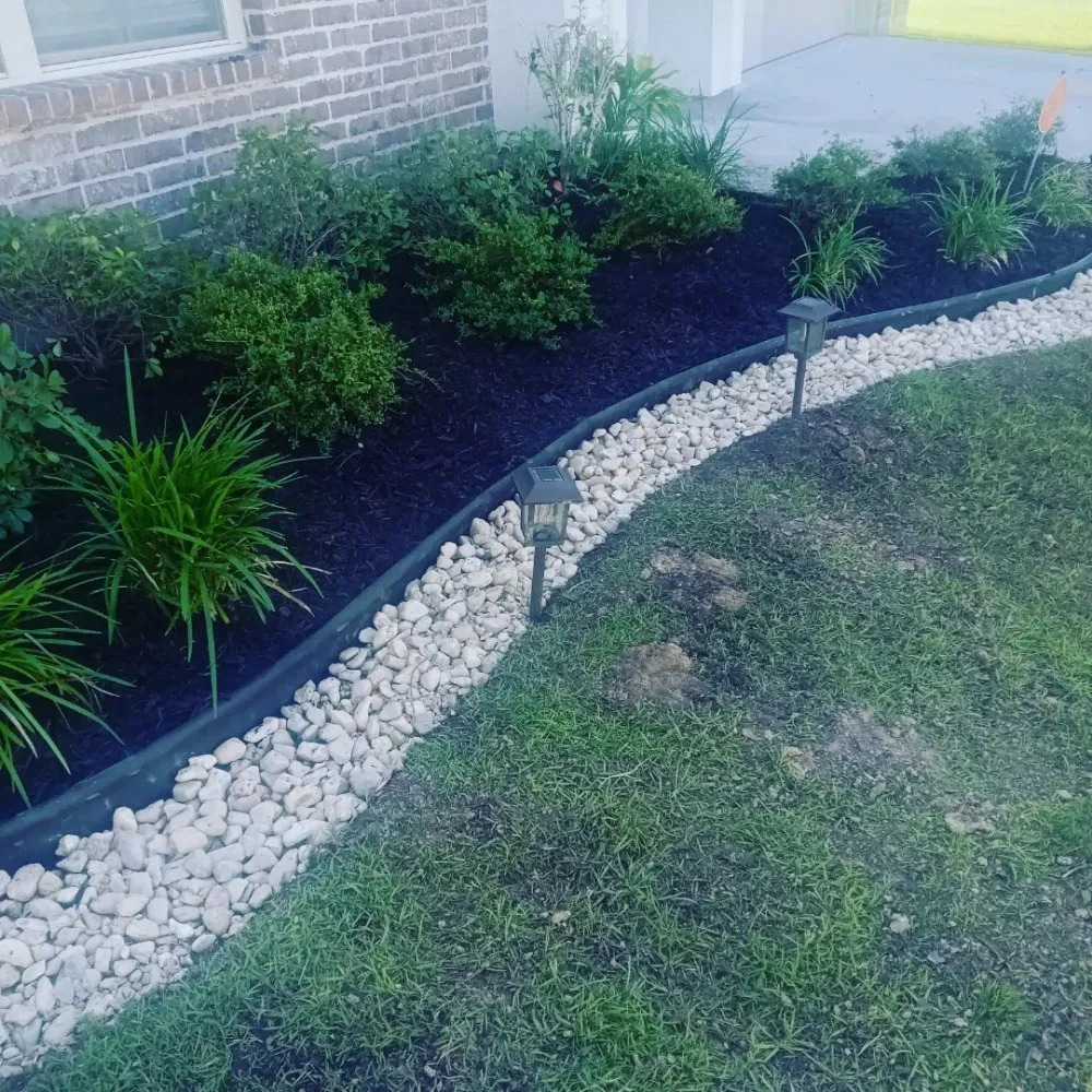 Local residential landscaping experts serving Baton Rouge, LA - Bleu Bush Landscaping