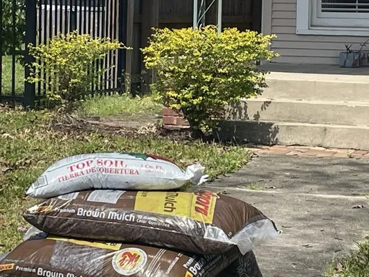 Bleu Bush Landscaping Logo