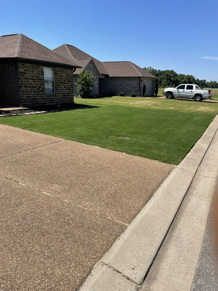 Reliable outdoor landscaping experts serving Jackson, TN - Blevins Lawn and Landscaping