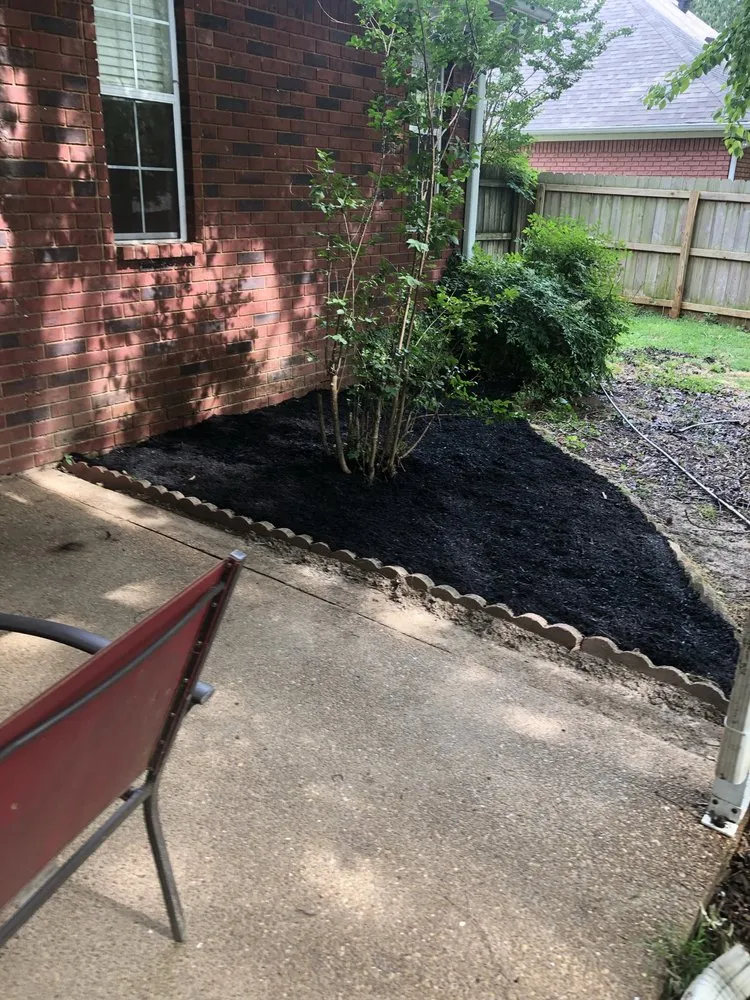 Custom yard cleanup service for beautiful yards in Jackson, TN by Blevins Lawn and Landscaping