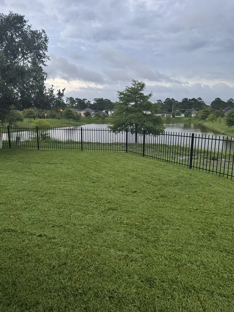 Custom lawn mowing service in Tomball, TX - Blewz Pressure Washing And Landscape Specialists