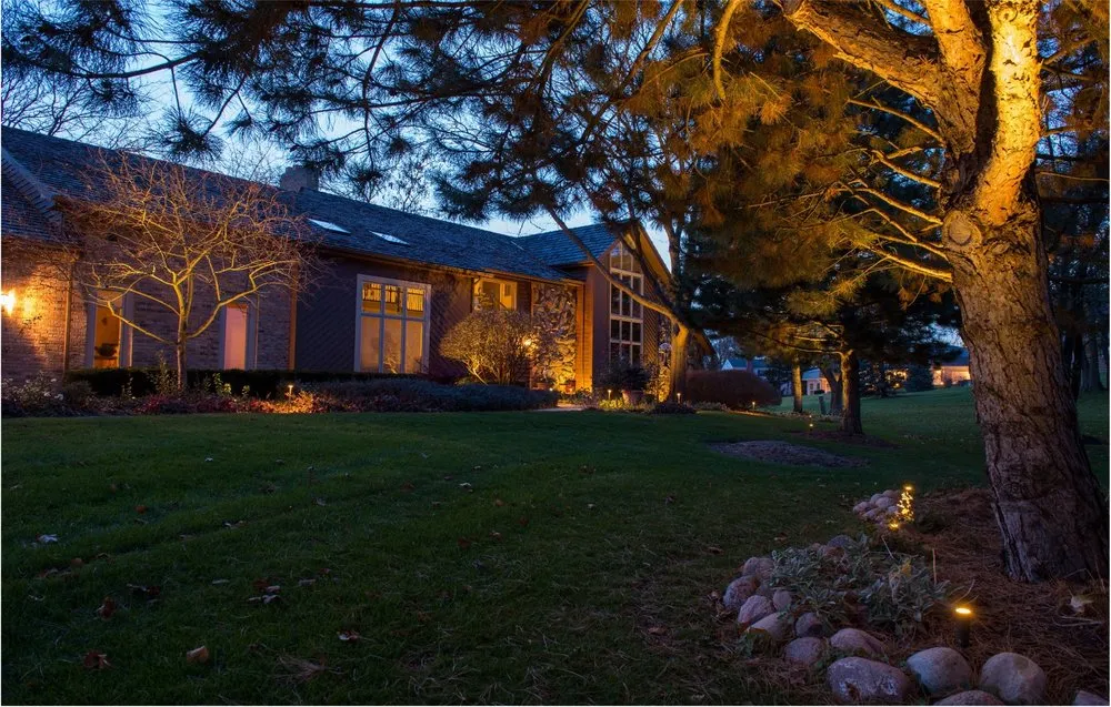 Trusted lawn care service in Plain City, OH - Blingle Premier Lighting of Columbus West