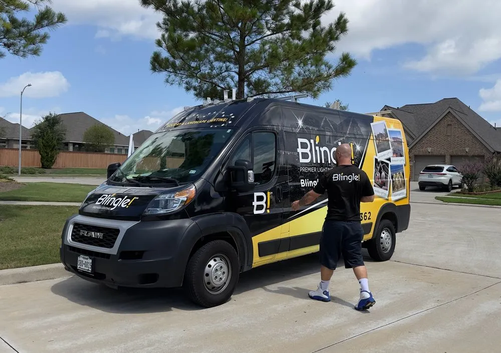 Top-rated outdoor landscaping with custom design in Rosenberg, TX by Blingle Premier Lighting of Greater Sugar Land