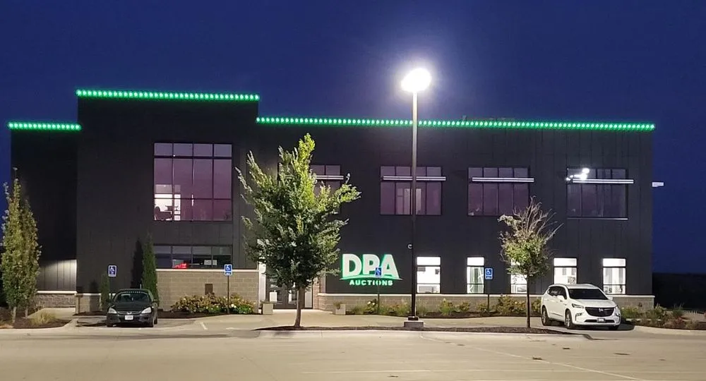 Professional landscaping services in Lincoln, NE - Blingle Premier Lighting of Lincoln