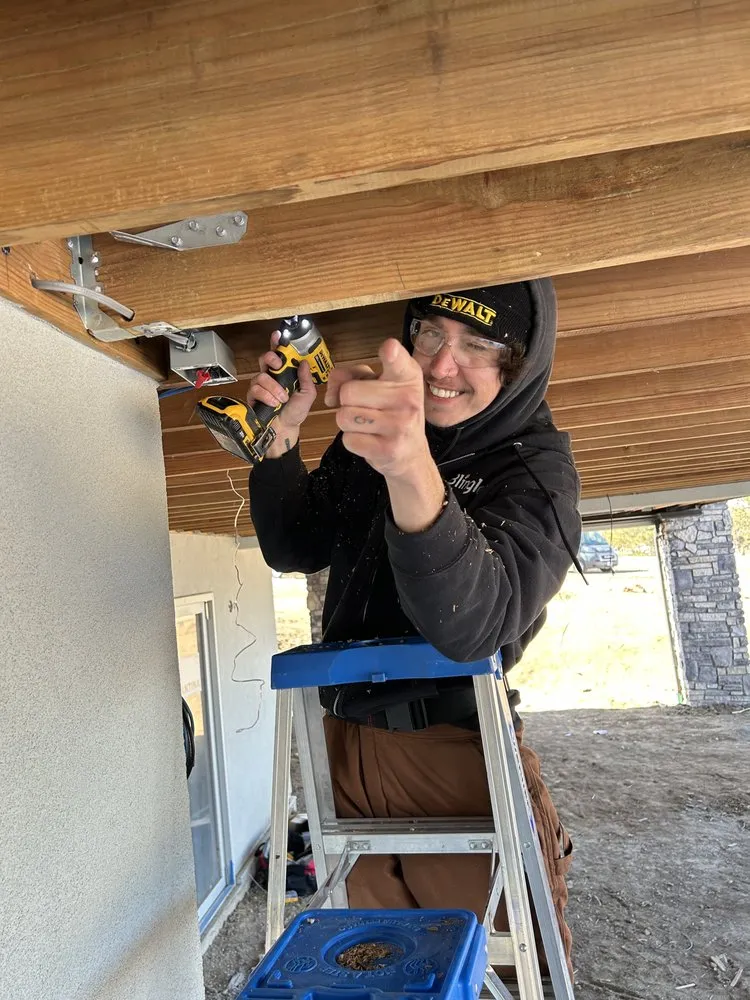 Trusted landscape installation experts serving Englewood, CO - Blingle Premier Lighting of Southeast Denver