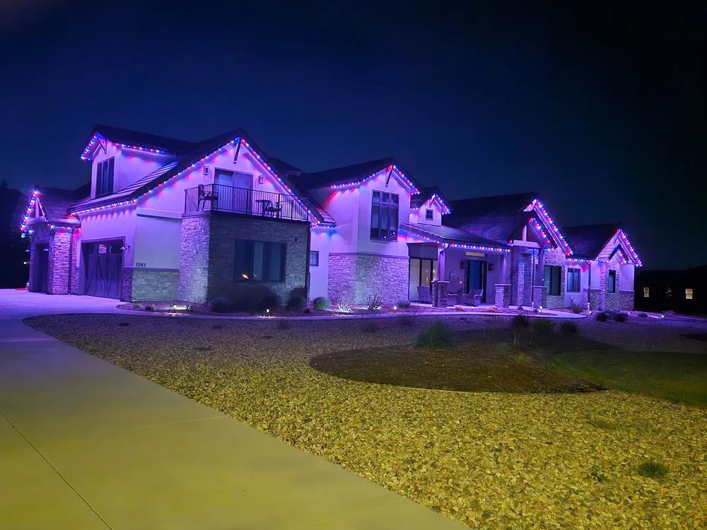 Professional lawn care service experts serving Englewood, CO - Blingle Premier Lighting of Southeast Denver